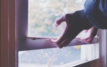 finestre stile inglese